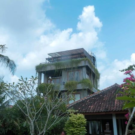 Ohmmstay - Rumah Pendopo Tanjungtirto Экстерьер фото