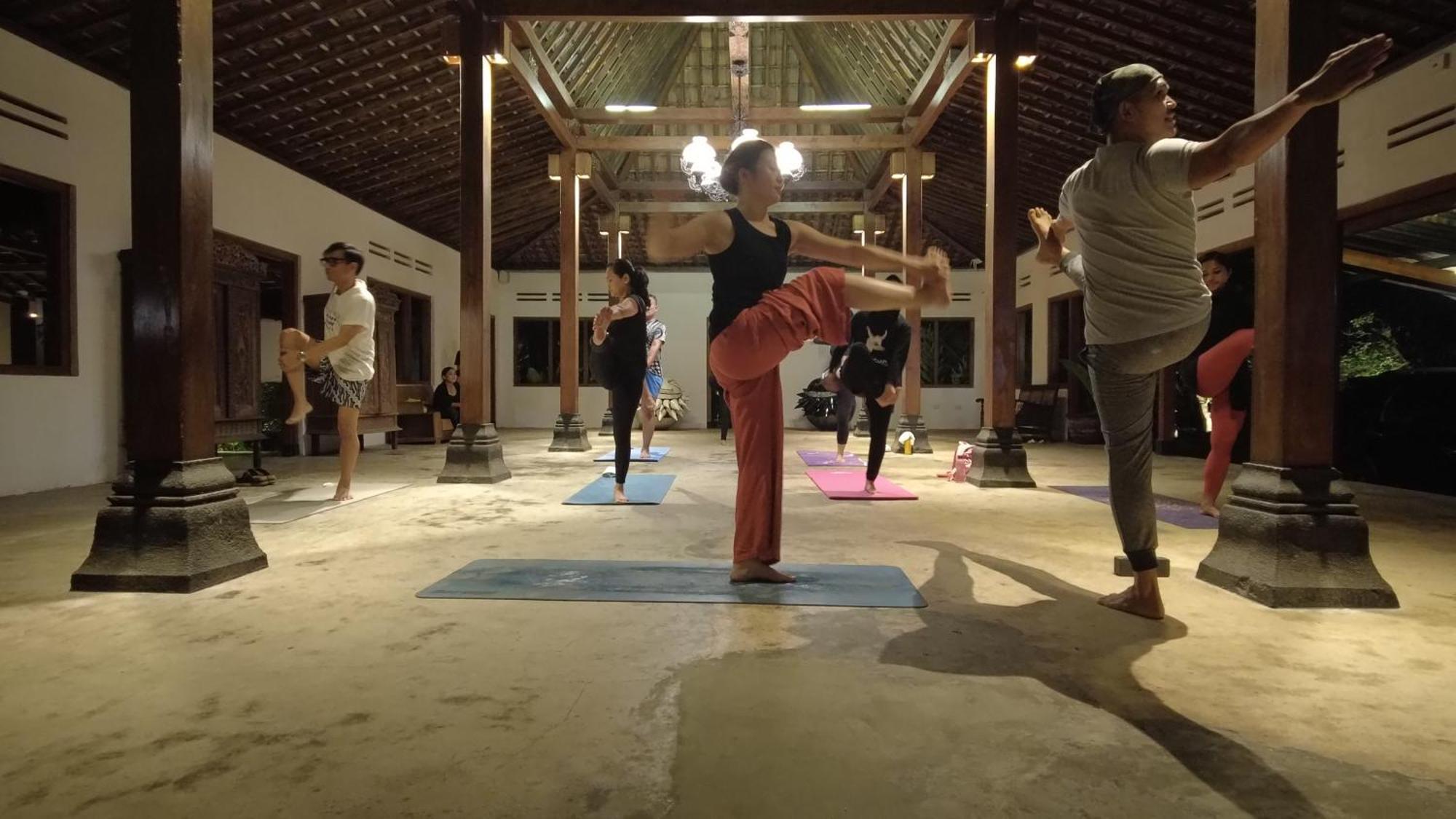 Ohmmstay - Rumah Pendopo Tanjungtirto Экстерьер фото