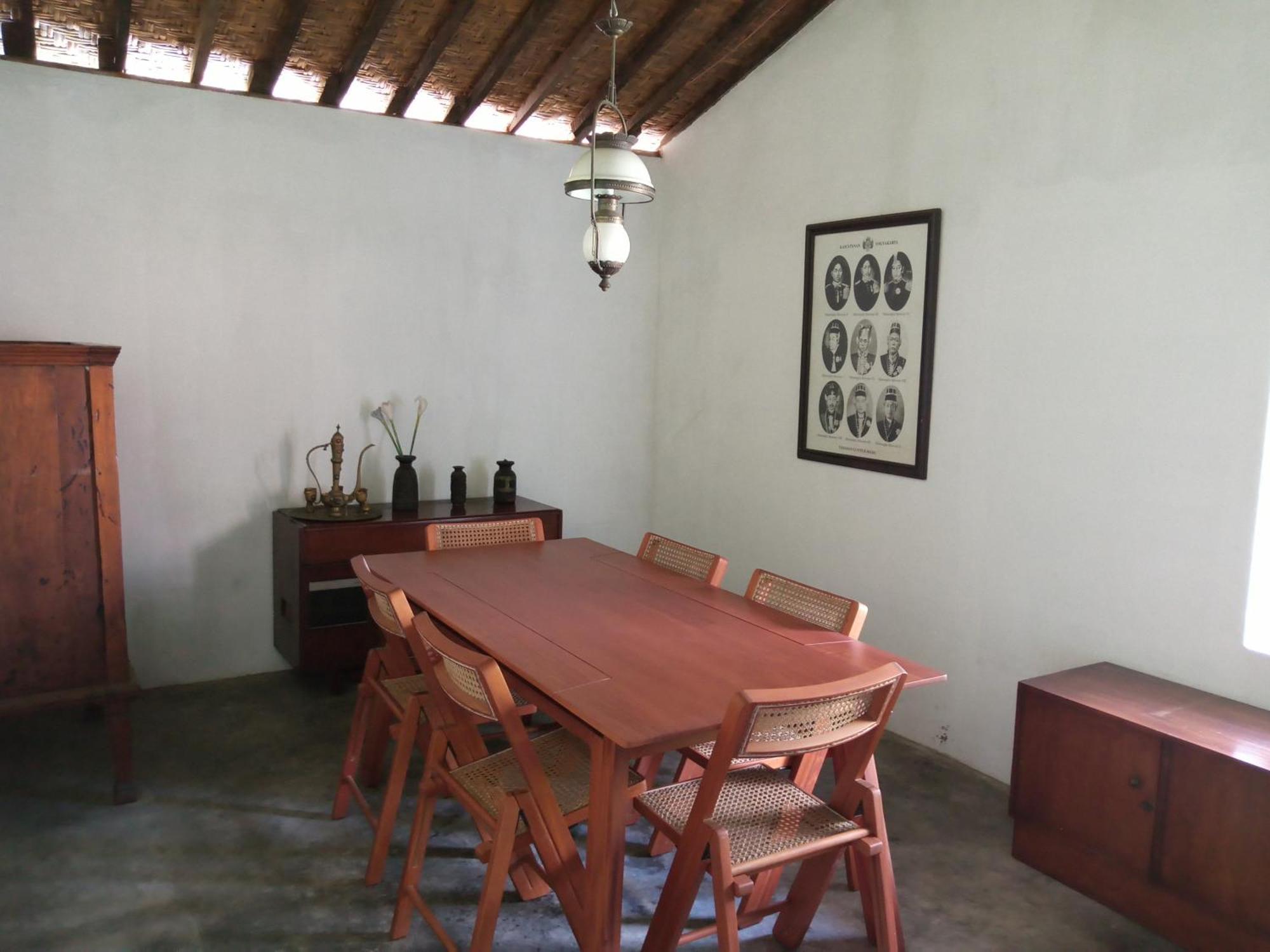 Ohmmstay - Rumah Pendopo Tanjungtirto Экстерьер фото