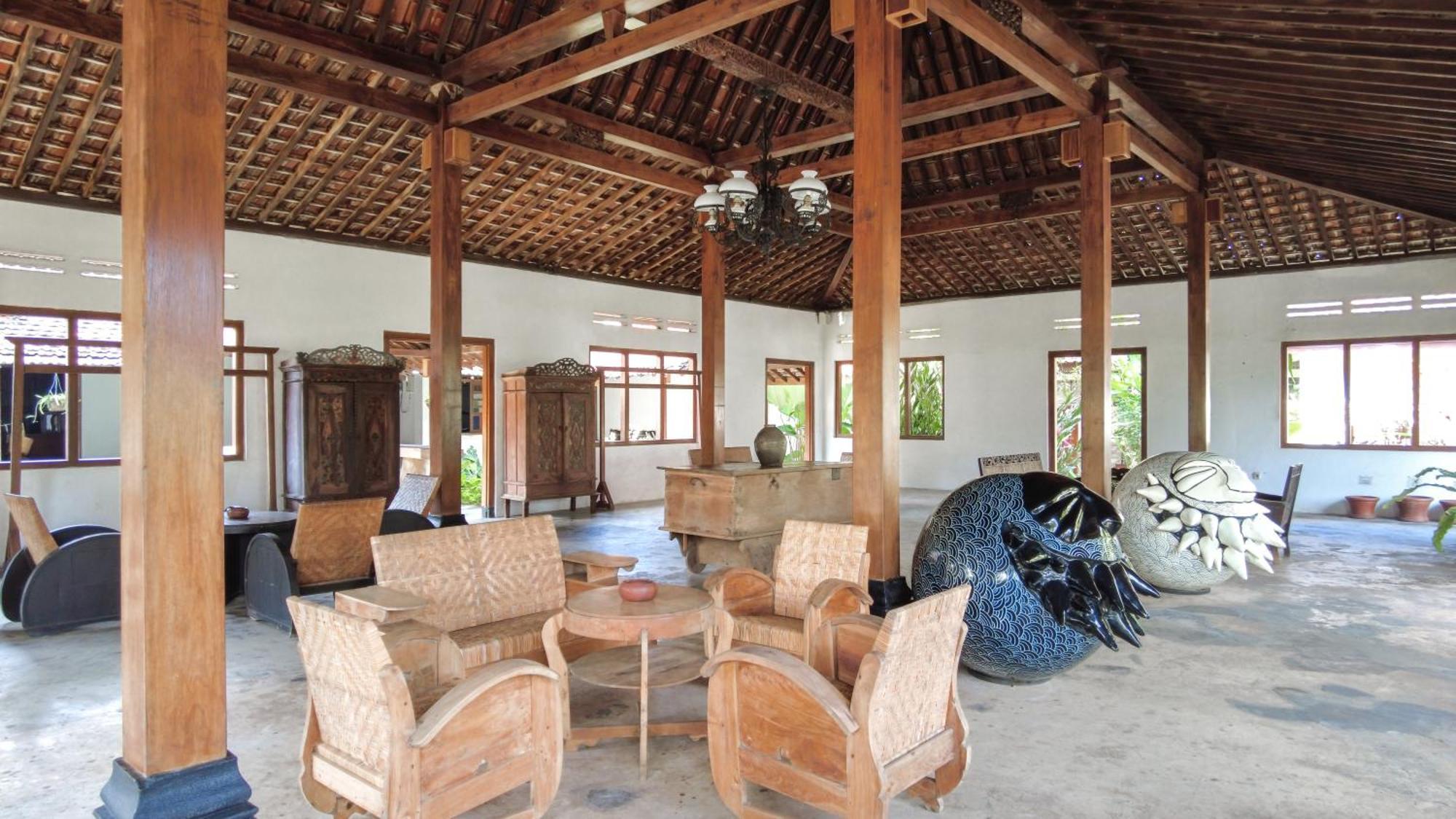 Ohmmstay - Rumah Pendopo Tanjungtirto Экстерьер фото