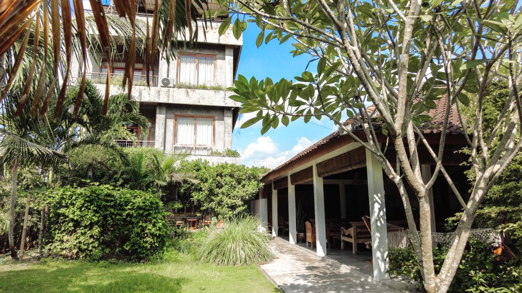 Ohmmstay - Rumah Pendopo Tanjungtirto Экстерьер фото